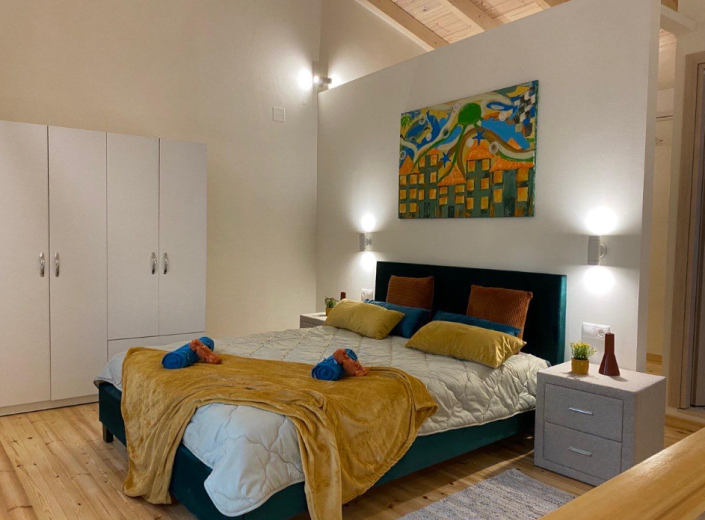 Image No.12-2 Bed Maisonette for sale