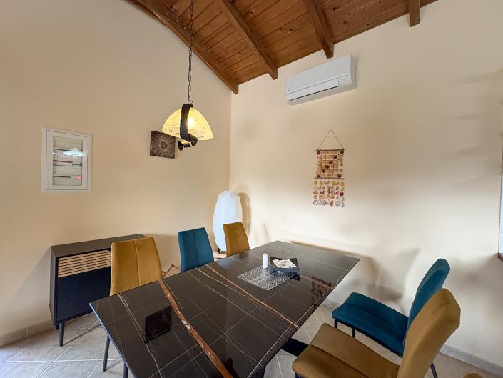 Image No.12-3 Bed House for sale