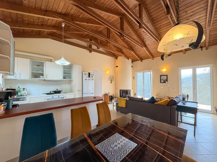 Image No.13-3 Bed House for sale