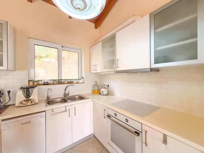 Image No.15-3 Bed House for sale