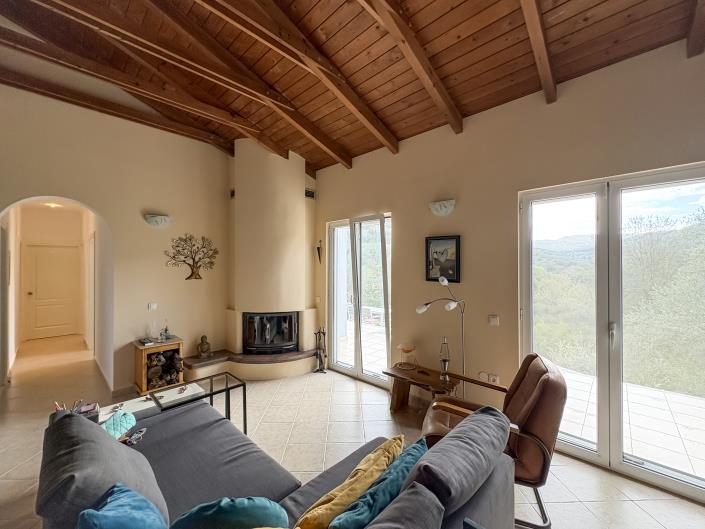 Image No.34-3 Bed House for sale