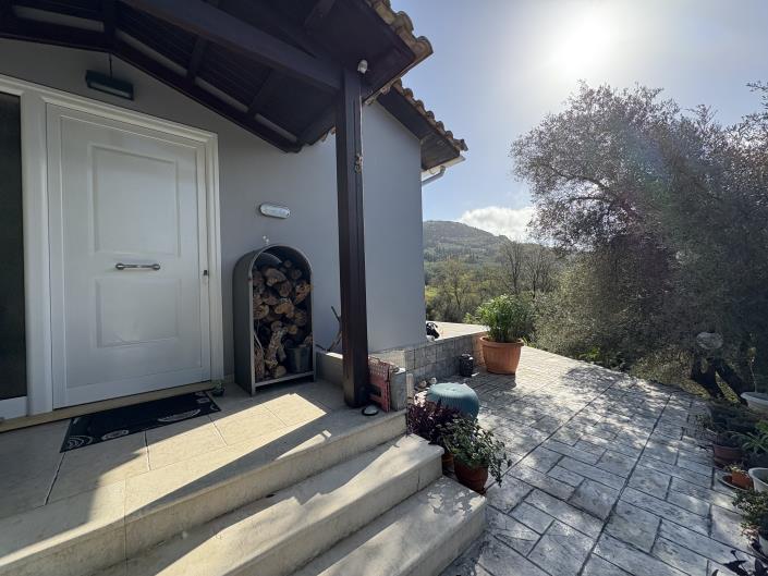 Image No.37-3 Bed House for sale