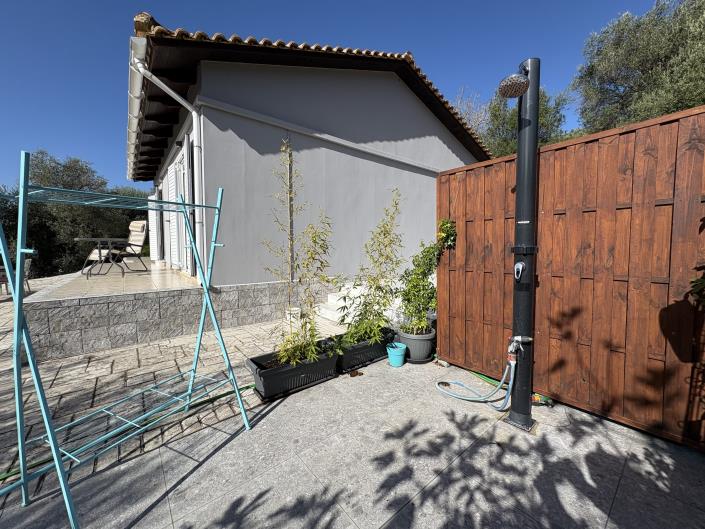 Image No.42-3 Bed House for sale