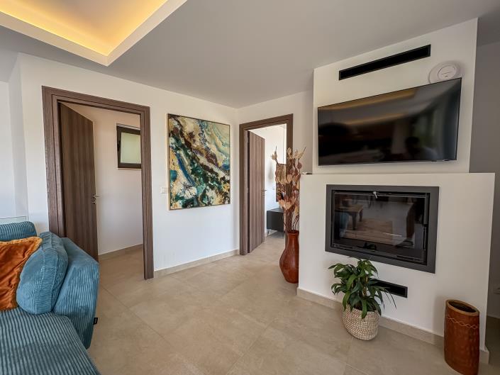 Image No.15-4 Bed Villa for sale