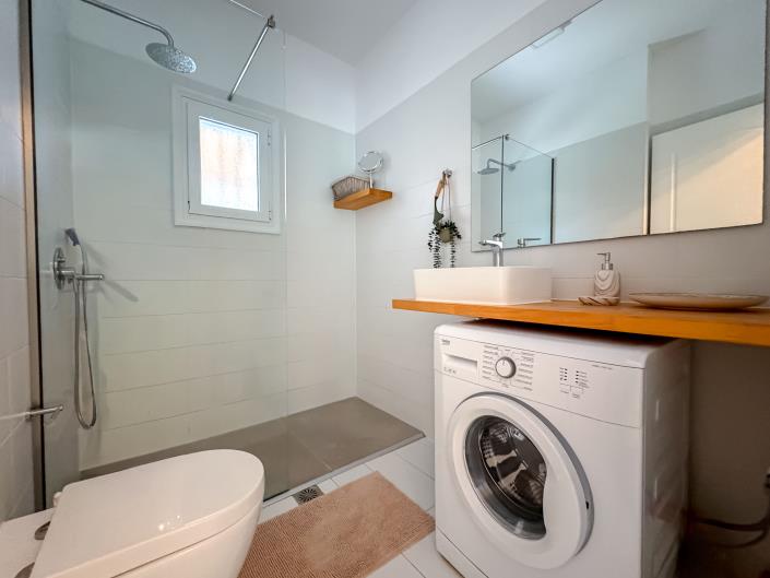 Image No.29-3 Bed Villa for sale