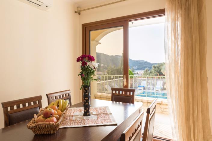 Image No.28-4 Bed Villa for sale