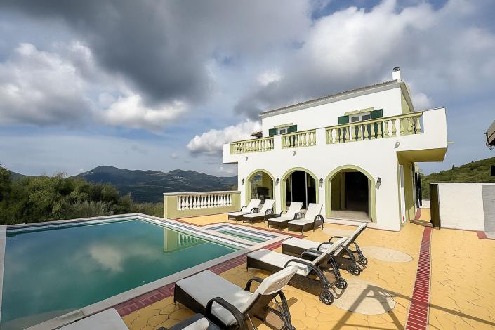 Image No.2-4 Bed Villa for sale