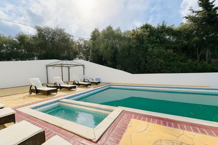 Image No.4-4 Bed Villa for sale