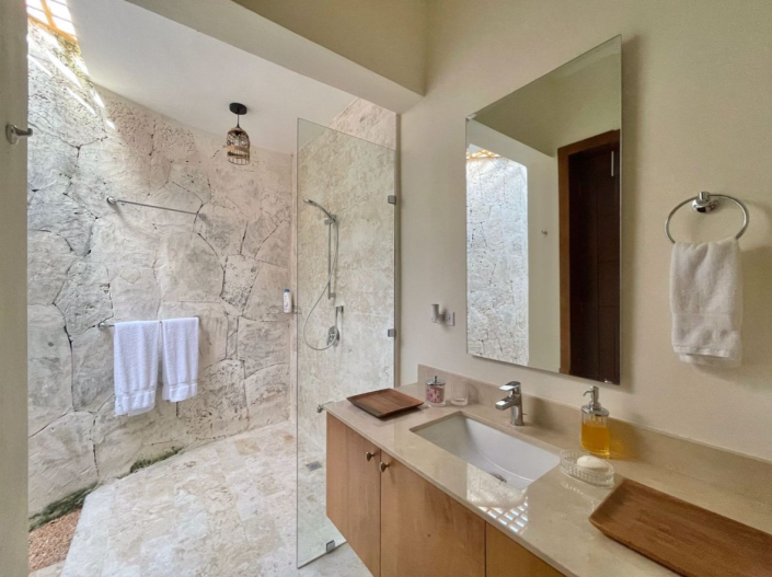 Image No.10-3 Bed House/Villa for sale