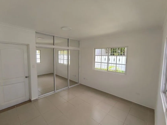 Image No.8-Apartment for sale