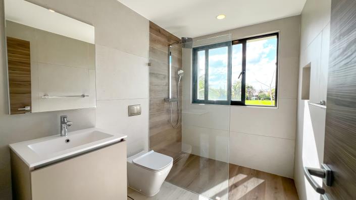 Image No.16-3 Bed Villa for sale