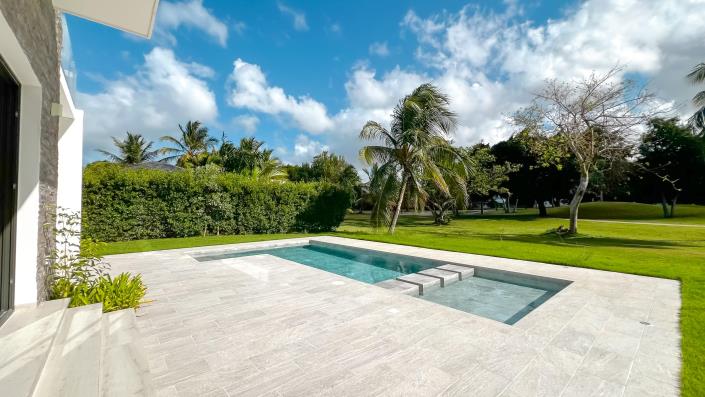 Image No.27-3 Bed Villa for sale