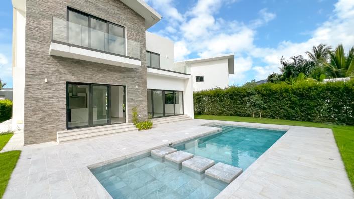 Image No.28-3 Bed Villa for sale