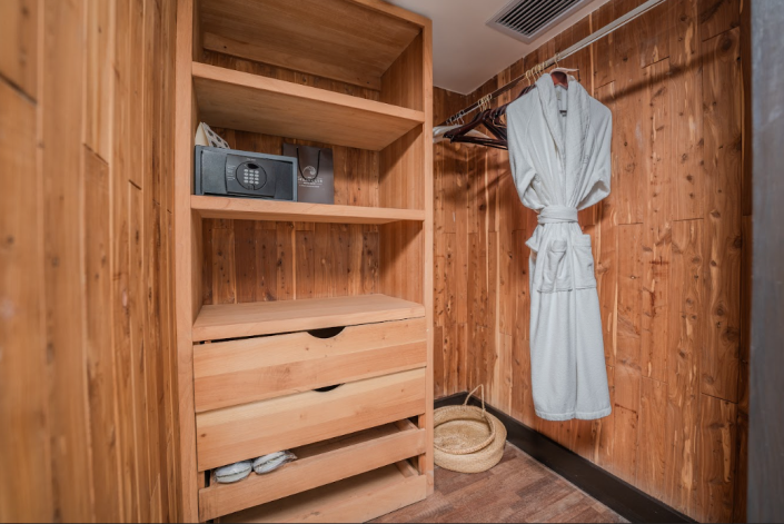 Image No.12-4 Bed Apartment for sale