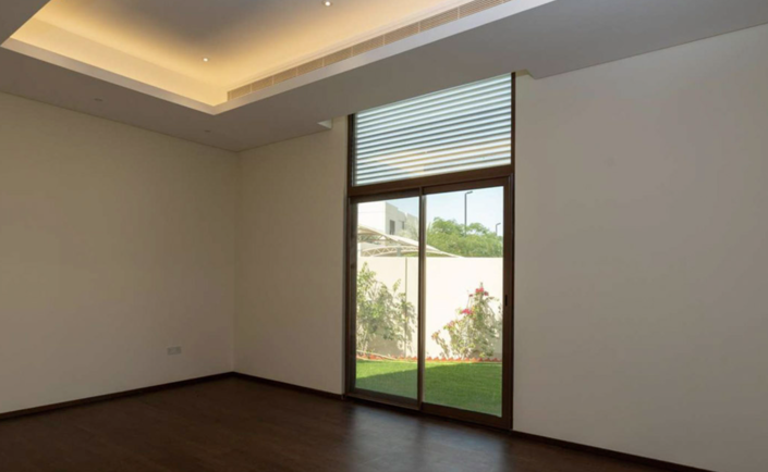 Image No.5-5 Bed Villa for sale