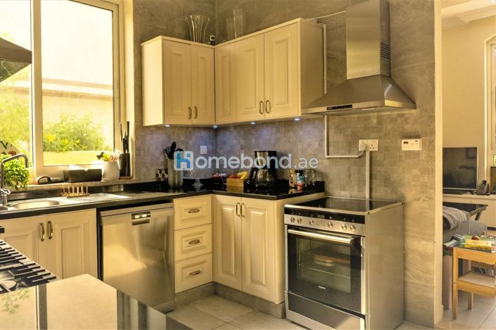 Image No.11-5 Bed Villa for sale