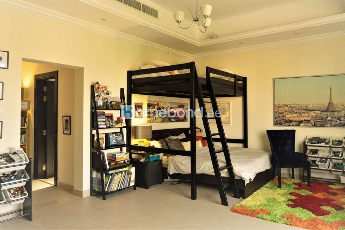 Image No.14-5 Bed Villa for sale