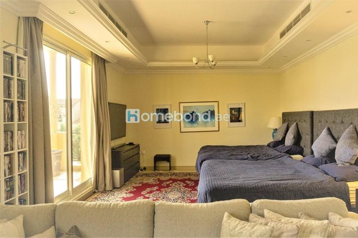 Image No.5-5 Bed Villa for sale