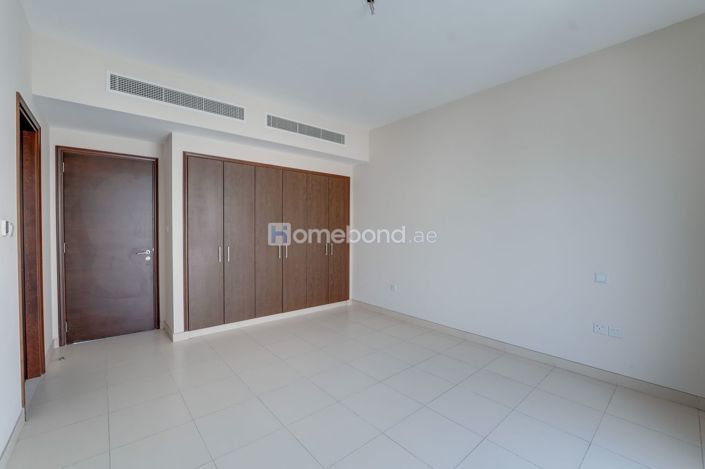 Image No.10-3 Bed Villa for sale