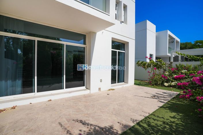 Image No.22-3 Bed Townhouse for sale