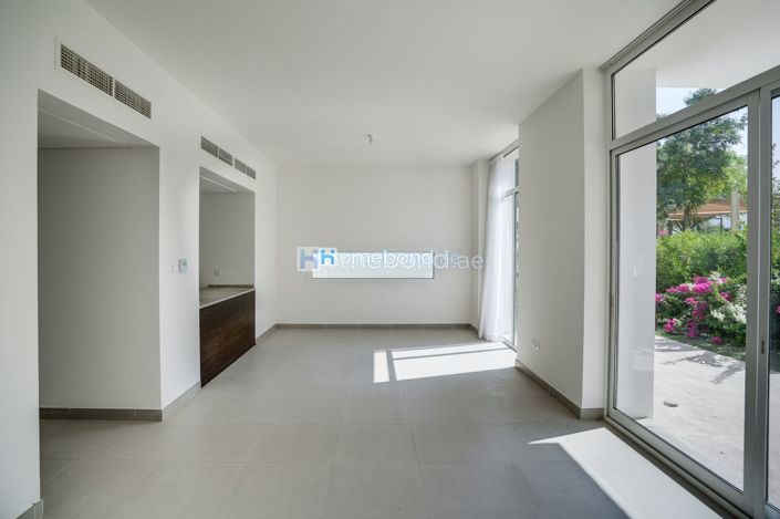 Image No.3-3 Bed Townhouse for sale