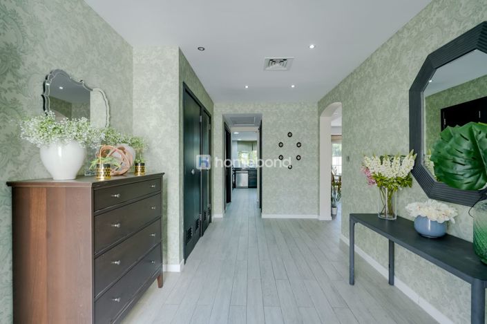 Image No.2-3 Bed Townhouse for sale