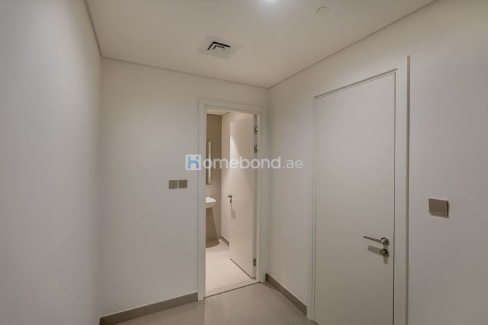 Image No.20-3 Bed Apartment for sale