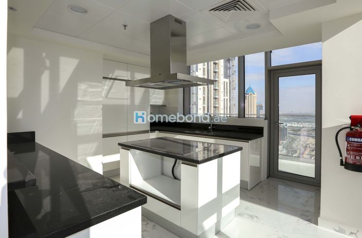 Image No.12-4 Bed Apartment for sale