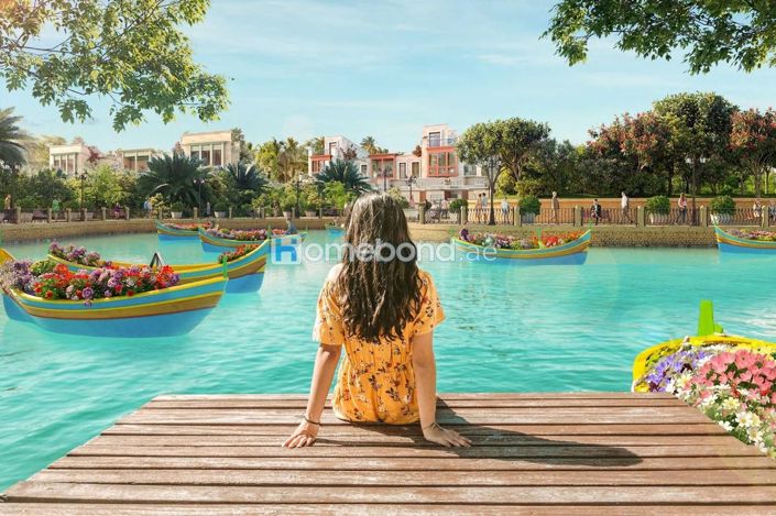 Image No.10-4 Bed Townhouse for sale