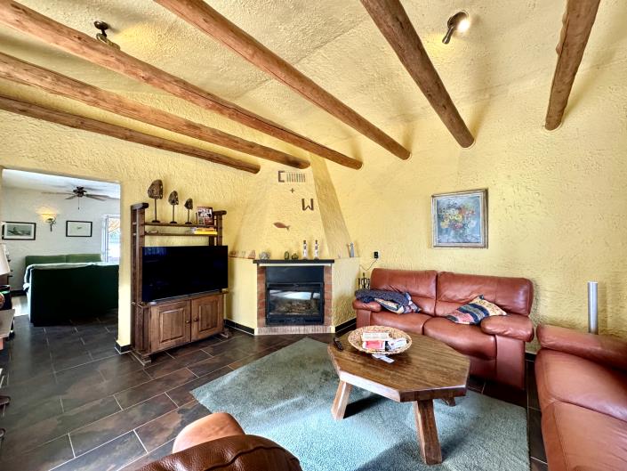 Image No.14-3 Bed Chalet for sale