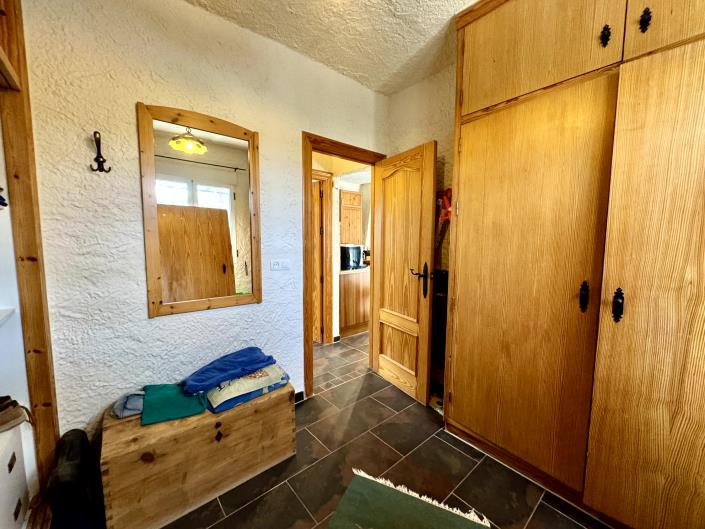 Image No.21-3 Bed Chalet for sale