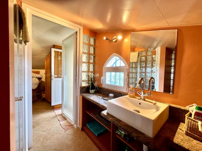 Image No.40-3 Bed Chalet for sale