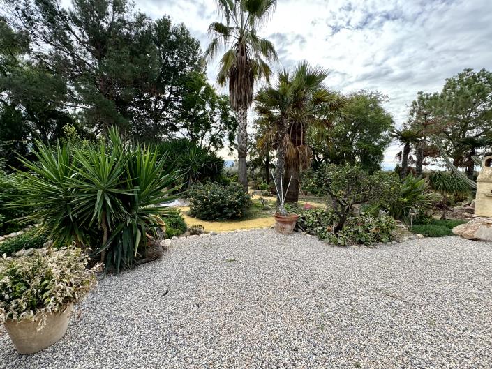 Image No.47-3 Bed Chalet for sale