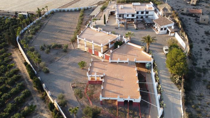 Image No.4-8 Bed Chalet for sale