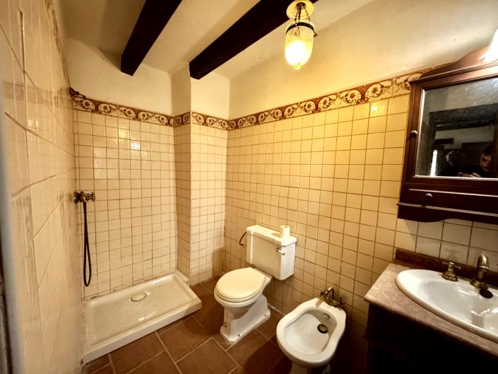 Image No.47-8 Bed Chalet for sale