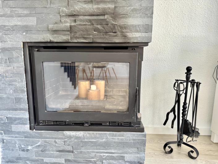 Image No.18-4 Bed Semi-Detached for sale