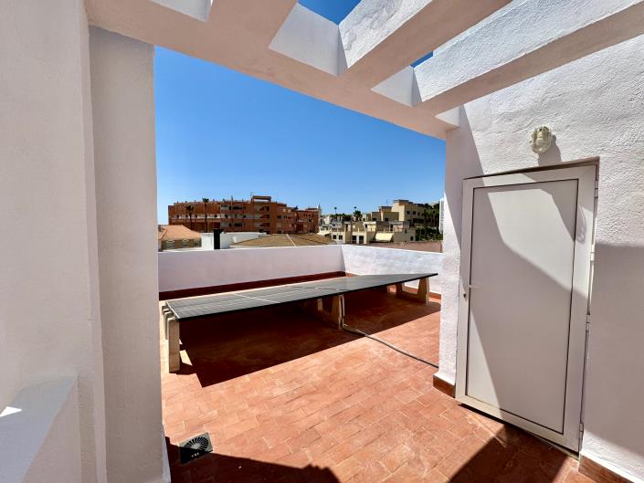 Image No.48-4 Bed Semi-Detached for sale