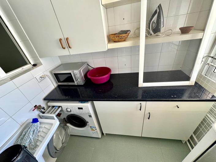 Image No.53-4 Bed Semi-Detached for sale