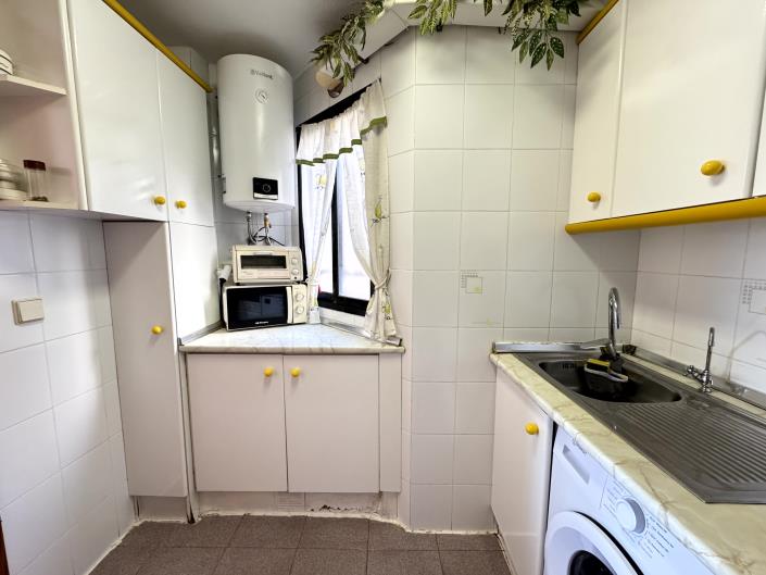 Image No.25-2 Bed Apartment for sale