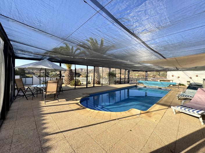 Image No.3-4 Bed Country Property for sale