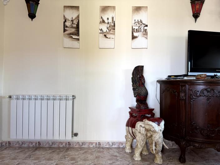 Image No.9-4 Bed Country Property for sale