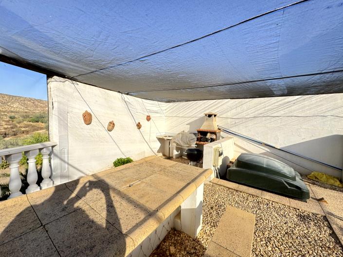 Image No.27-4 Bed Country Property for sale