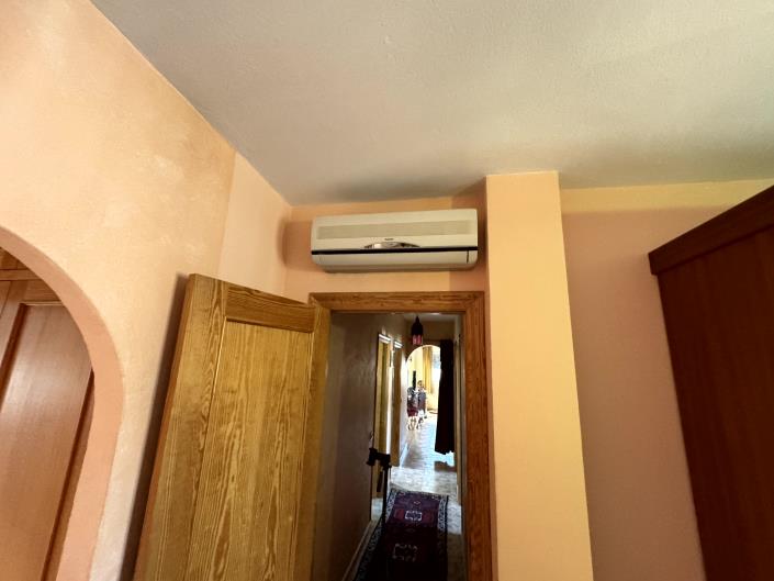 Image No.45-4 Bed Country Property for sale