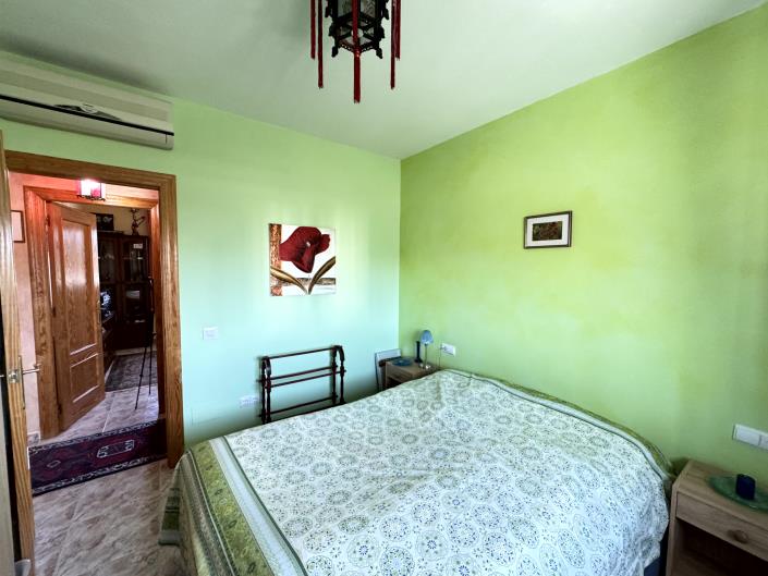 Image No.47-4 Bed Country Property for sale