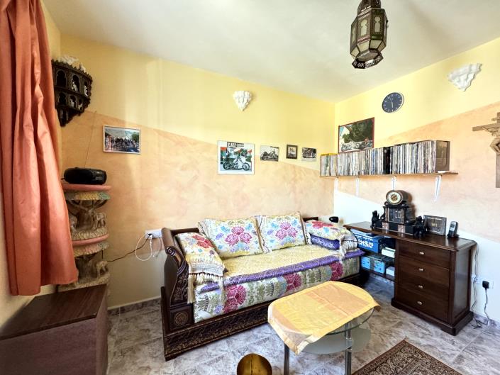 Image No.51-4 Bed Country Property for sale