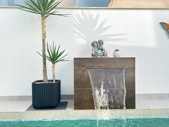 Image No.22-3 Bed Chalet for sale