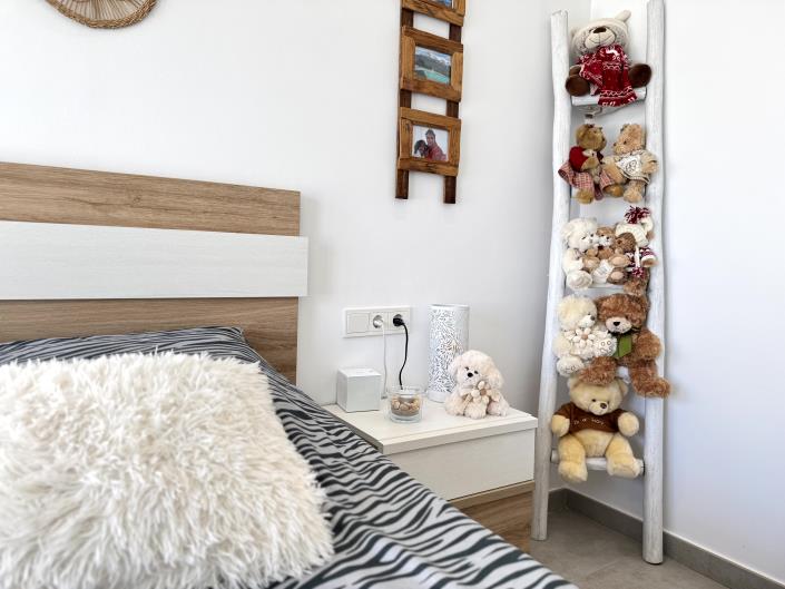 Image No.32-3 Bed Chalet for sale