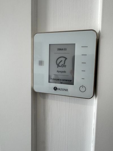 Image No.36-3 Bed Chalet for sale