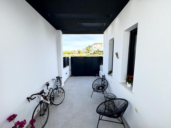 Image No.44-3 Bed Chalet for sale