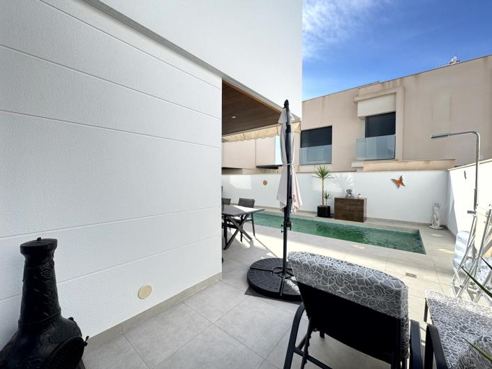 Image No.45-3 Bed Chalet for sale